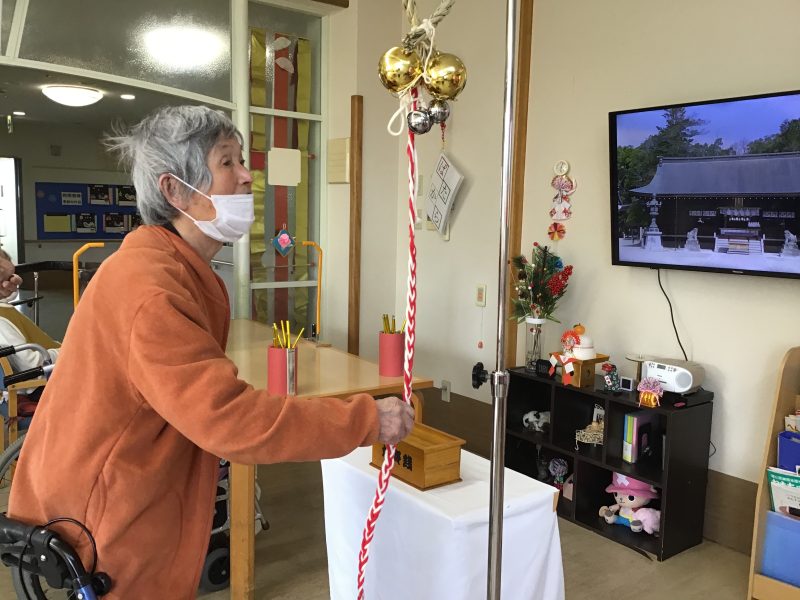 新年の行事　初詣