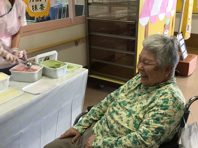 ヴィラ一宮のアイスクリーム屋さん２